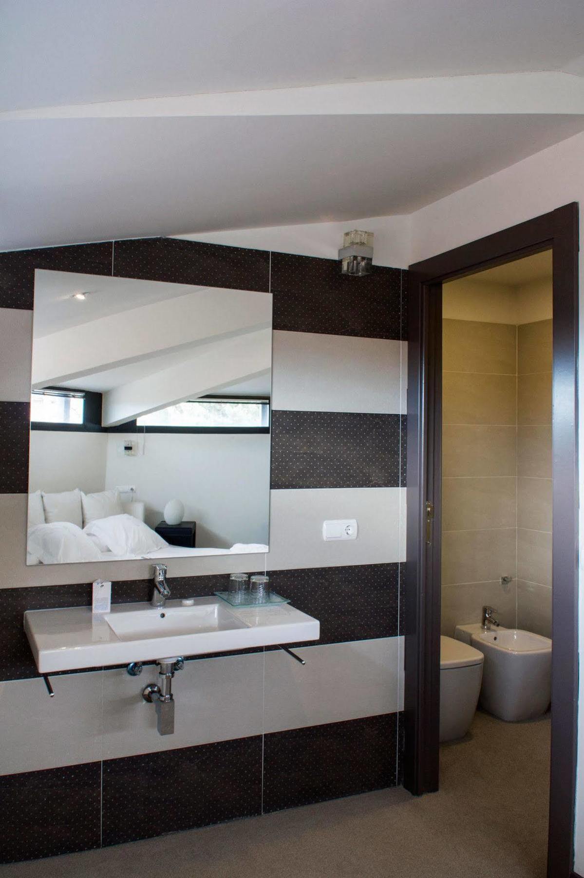 Hotel Teratermal Valdeavellano de Tera Extérieur photo