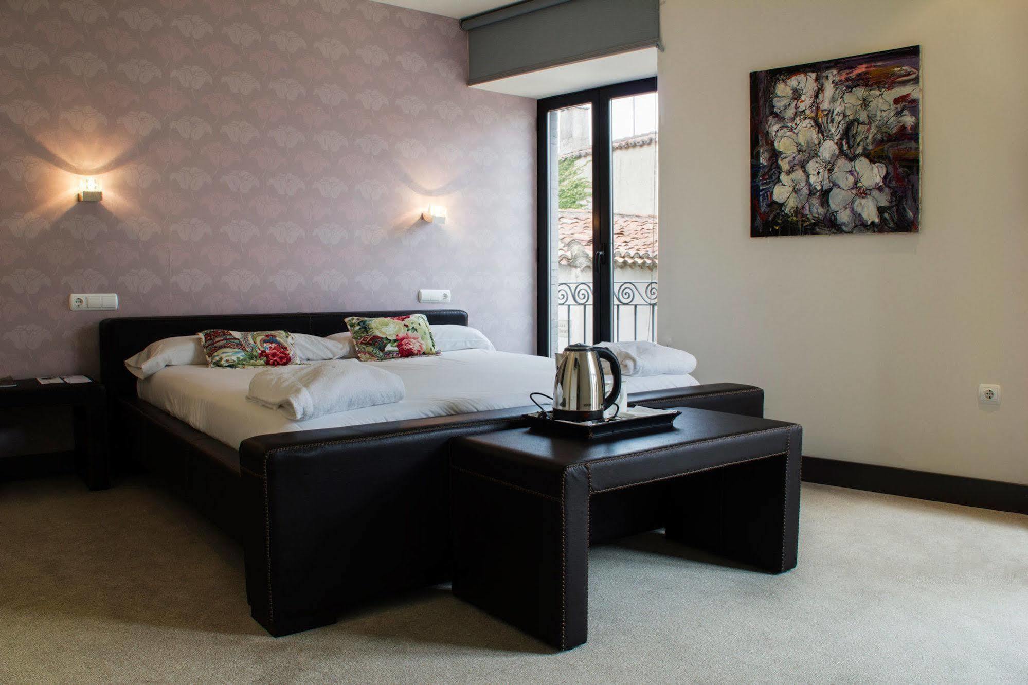 Hotel Teratermal Valdeavellano de Tera Extérieur photo